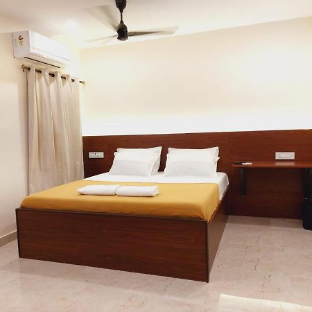 Chippy Residency Otel Chennai Dış mekan fotoğraf